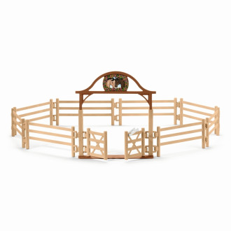 Horse Club - Paddock with entry gate