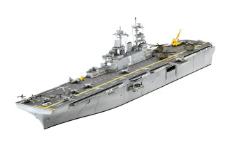 1/700 US Navy Assault Carrier WASP Class