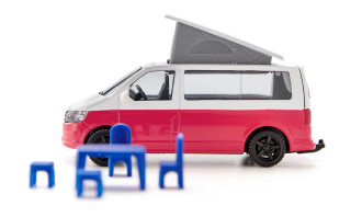 1/50 VW T6 California with movable roof and accessories (10cm Long)