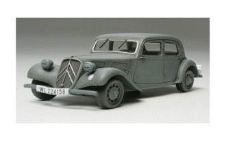 1/48 Citroen Traction 11CV Staff Car