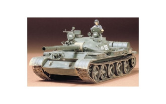 1/35 Russian T-62A Tank
