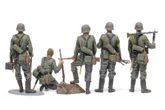 1/35 German Infantry Set (Mid WWII)