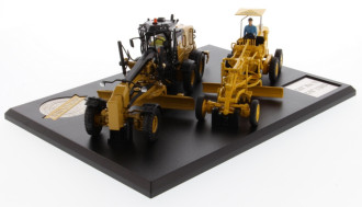 1/50 CAT Motor Grader - Evolution Series